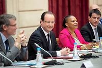 Vincent Peillon, Francois Hollande, Christiane Taubira et Manuel Valls lors du seminaire organise a l'Elysee, le 6 mai 2013. (C)Martin Bureau