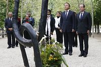Esclavage: Hollande pr&ocirc;ne &quot;la paix des m&eacute;moires r&eacute;concili&eacute;es&quot;