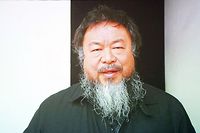Chine: l'artiste Ai Weiwei publie un vid&eacute;o-clip sur sa d&eacute;tention
