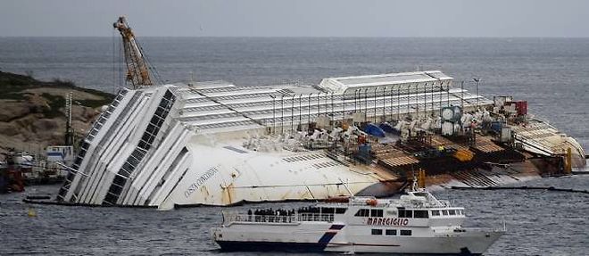 Le Costa Concordia s'etait echoue dans la nuit du 13 janvier 2012 sur des rochers a quelques dizaines de metres de l'ile toscane du Giglio avec a son bord 4 229 personnes.