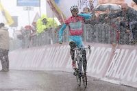 Tour d'Italie: Nibali triomphe sous la neige lors de la 20e &eacute;tape