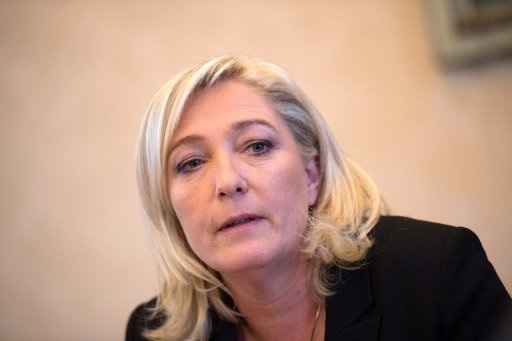La presidente du FN, Marine Le Pen, a demande mardi un rendez-vous au ministre des Affaires etrangeres, Laurent Fabius, a propos de sa demande d'organiser un referendum sur la sortie de la France de l'Union europeenne.
