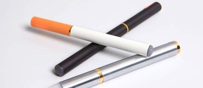 Differents modeles de cigarettes electroniques (photo d'illustration).