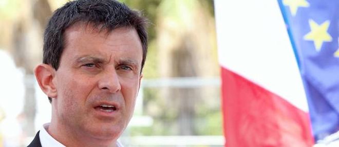 Le ministre de l'Interieur Manuel Valls a "condamne avec severite cette nouvelle manifestation de haine et d'intolerance anti-musulmane qui porte atteinte aux valeurs de la Republique et au principe de liberte de conscience".