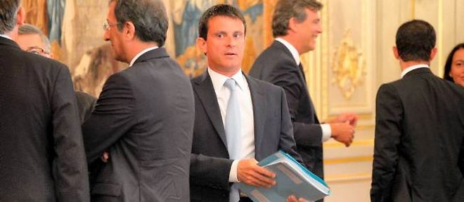 Manuel Valls au seminaire gouvernemental lundi 19 aout.