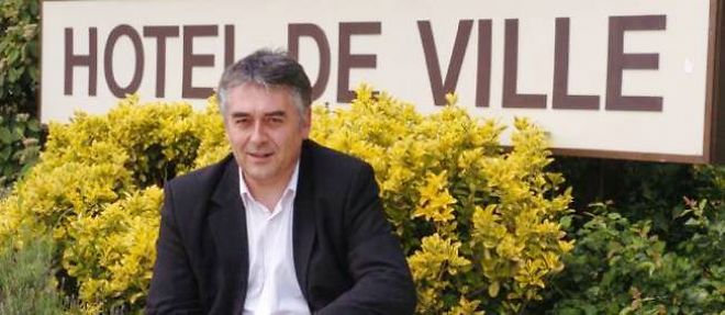Gilles Bourdouleix.