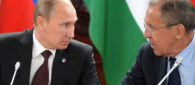 Vladimir Poutine et son ministre des Affaires etrangeres, Serguei Lavrov.