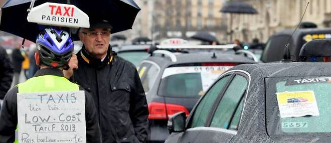 La derniere manifestation des taxis a Paris a eu lieu en janvier 2013.