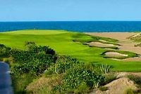 Oman, golf entre mer et d&eacute;sert