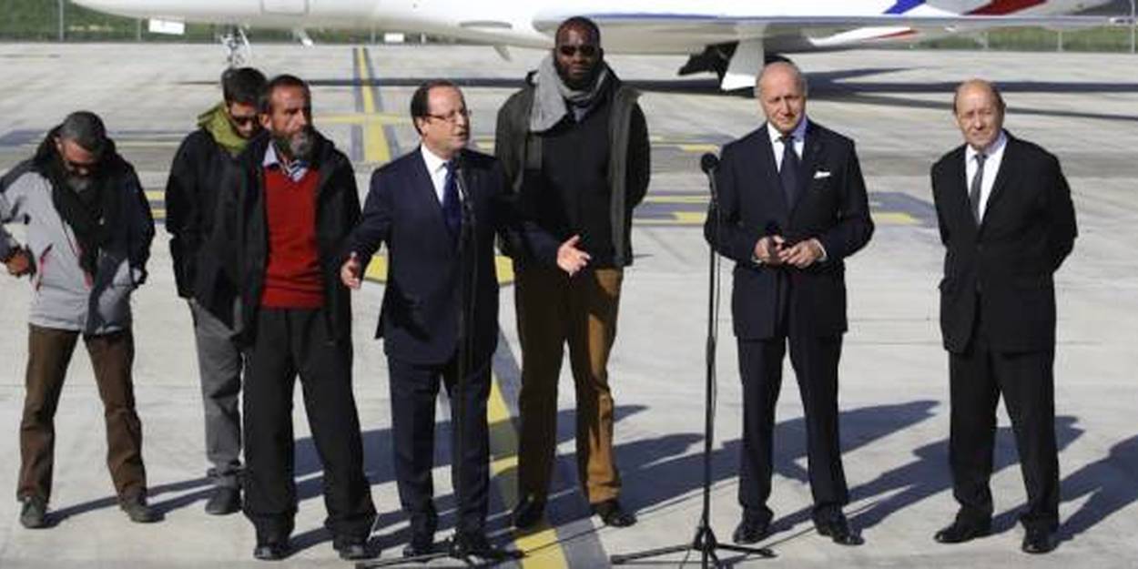 Retour Des Otages En France Limmense Joie De François Hollande 6546