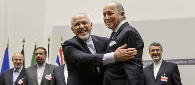 Le ministre iranien des Affaires etrangeres Mohammad Javad Zarif et son homologue francais Laurent Fabius, le 24 novembre a Geneve.