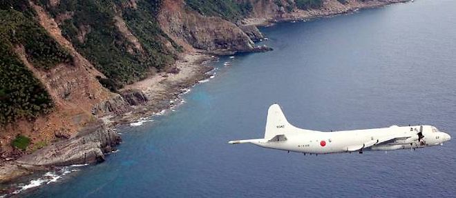 Un avion de patrouille japonais survole l'archipel des Senkaku, revendique par la Chine sous l'appellation Diaoyu.