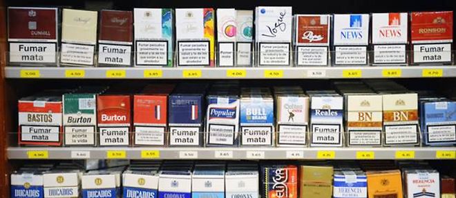 Les deputes s'appretent a voter l'autorisation de rapporter jusqu'a dix cartouches de cigarettes par personne d'un pays etranger.