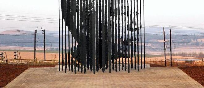 Sculpture representant Nelson Mandela en Afrique du Sud.