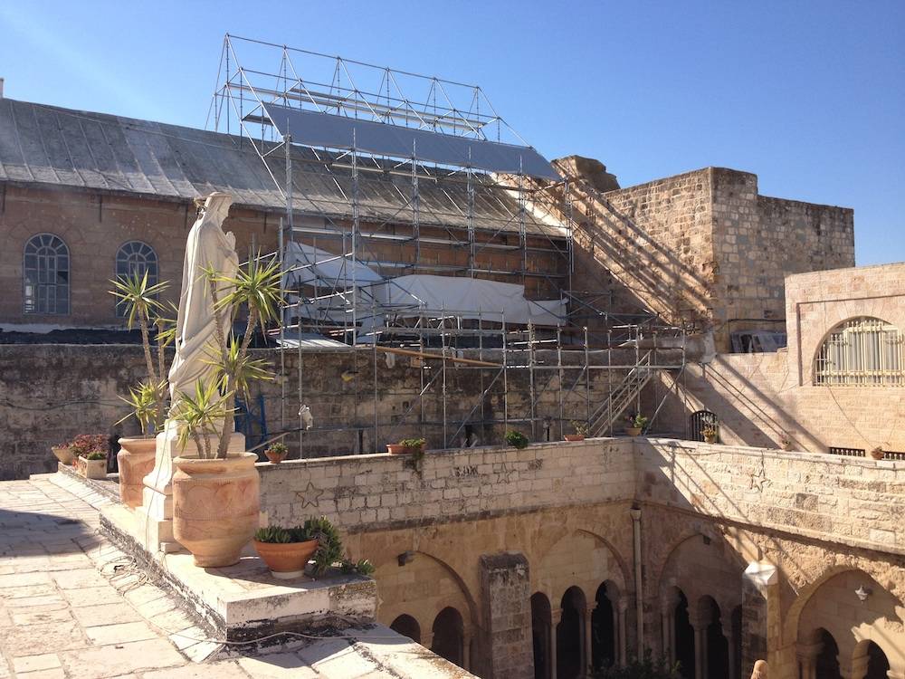 Restauration du toit de la Basilique de la Nativité