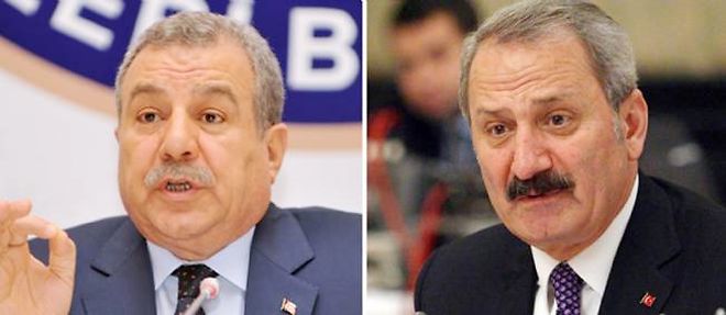 Deux ministres du gouvernement turc ont demissionne mercredi.