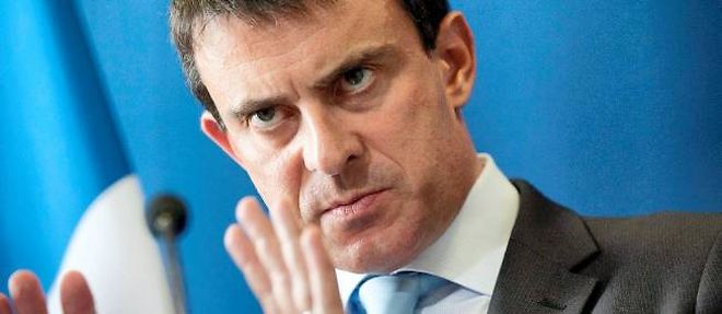 Manuel Valls a indique que "toutes les voies juridiques" seraient "etudiees" pour interdire les "reunions publiques" de Dieudonne.