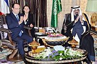Le président François Hollande, aux côtés du roi Abdullah bin Abdulaziz al-Saoud, à l'occasion de sa visite en Arabie Saoudite, le 29 décembre 2013. ©HO