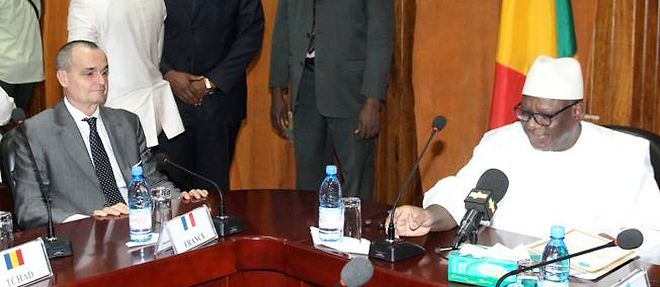 Gerard Araud, representant de la France au Conseil de securite et coleader de la delegation en visite au Mali, a rencontre le 2 fevrier Ibrahim Boubacar Keita.