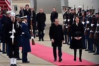 A la une ce mardi : Hollande aux USA, l'affaire Bettencourt et le couple Cop&eacute;-Merkel