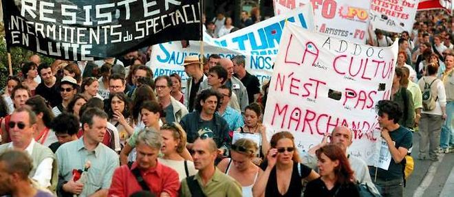 Manifestation a Paris contre la reforme du regime des intermittents.