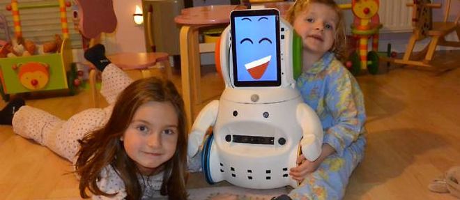 Buddy, le petit robot a mi-chemin entre la baby-sitter et le camarade de jeu.