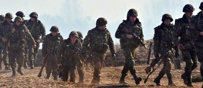 L'Ukraine se prepare a la guerre pour liberer la Crimee.