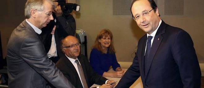 Le bulletin de Francois Hollande ne vaut pas plus que celui de n'importe quel citoyen, mais il a quand meme coute 15 000 euros.
