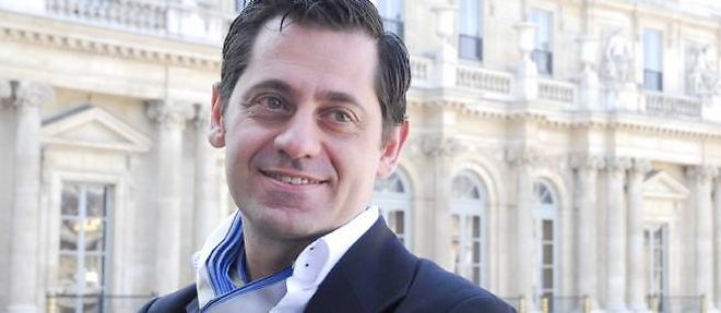 Le directeur du Festival d'Avignon, Olivier Py, a declare au lendemain des resultats du premier tour des municipales 2014 qu'il ne se voyait pas "travaillant avec une mairie FN".