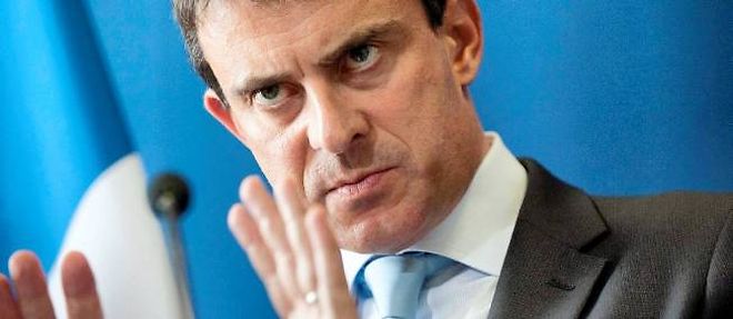 Manuel Valls a transmis sa feuille de route du renseignement de proximite aux forces de l'ordre. Le ministre de l'Interieur cible les mouvements contestataires.