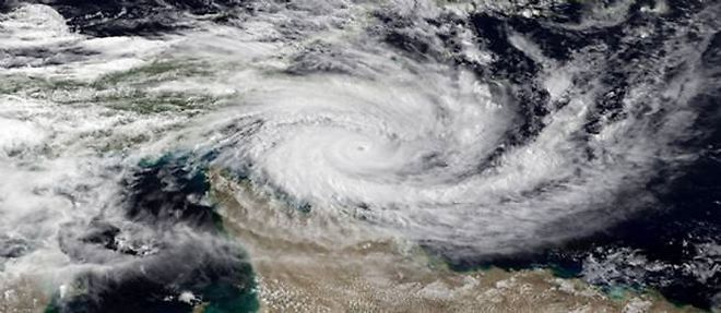 Image satellite du cyclone tropical Ita.