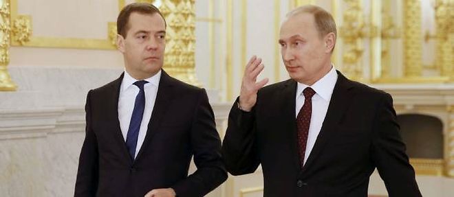 Dmitri Medvedev et Vladimir Poutine, le 12 decembre 2013