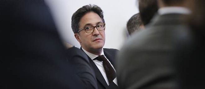 Aquilino Morelle, proche conseiller de Francois Hollande charge des relations avec la presse et de la communication, a demissionne vendredi.