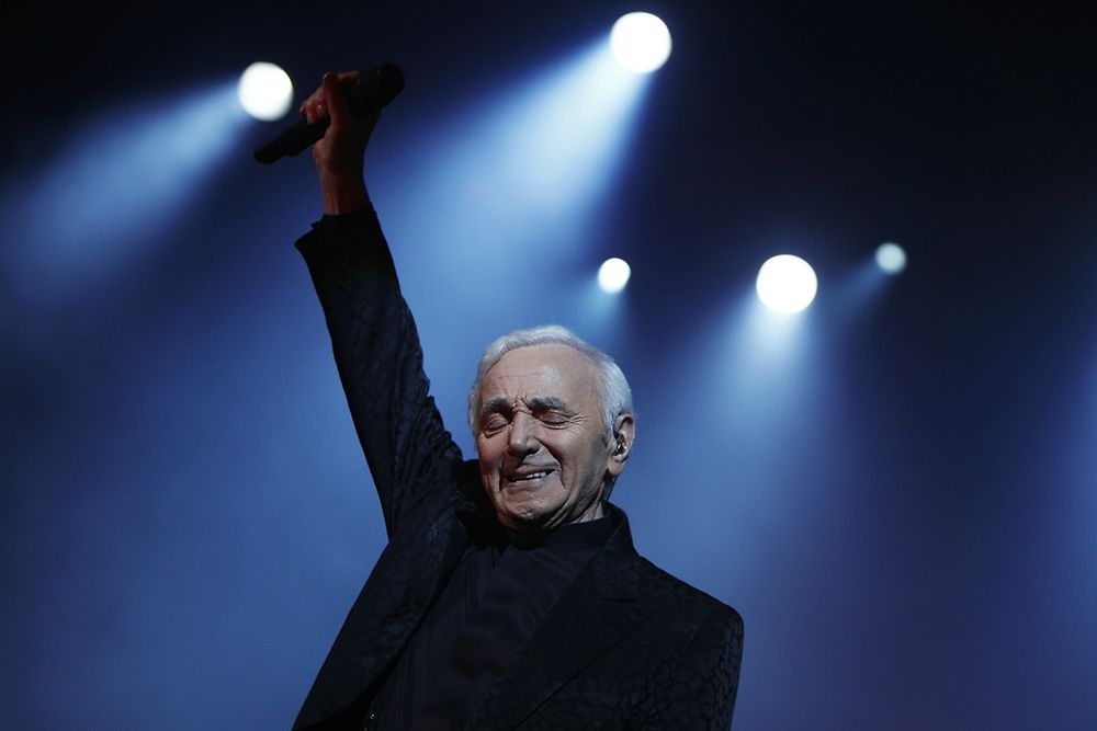 En Images Bon Anniversaire Charles Aznavour A 90 Ans Le Point