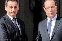 Nicolas Sarkozy et Francois Hollande, ici le 15 mai 2012 lors de la passation de pouvoir a l'Elysee, deux presidents europhiles. (C)Thibault Camus/AP/Sipa