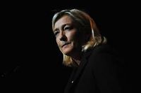 Europ&eacute;ennes : Marine Le Pen met l'UMP sous pression