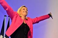 Le triomphe de la famille Le Pen !