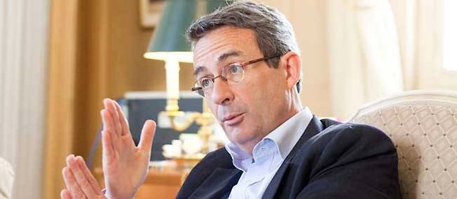 Le depute-maire de Neuilly Jean-Christophe Fromantin s'oppose farouchement a la reforme territoriale proposee par le gouvernement.