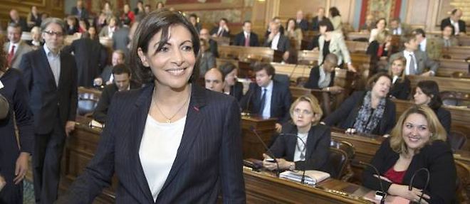Anne Hidalgo lors du premier conseil de Paris, le 5 avril 2014.