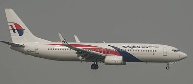 Apres le crash d'un de ses avions jeudi dans l'est de l'Ukraine, la Malaysia Airlines a choisi de faire passer son vol Londres-Kuala Lumpur au-dessus de la Syrie dimanche.