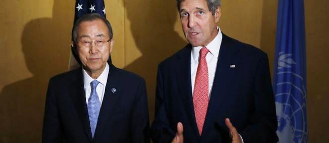 Ban Ki-moon et John Kerry au Caire, lundi soir.
