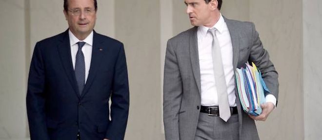 Le president de la Republique Francois Hollande, accompagne de son Premier ministre Manuel Valls. Le 3 juin 2014, a l'Elysee.
