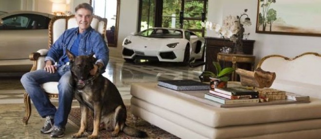 Excentrique, l'ex-milliardaire Eike Batista avait l'habitude d'exposer ses voitures de sport dans son salon.