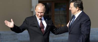 Poutine tente une perc&eacute;e humanitaire en Ukraine