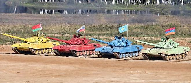 La competition prend des allures de jeu video avec ces chars bielorusse, russe, kazakh et armenien.