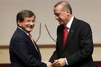 Turquie : Davutoglu, dans la lign&eacute;e d'Erdogan