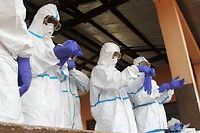 Ebola : la guerre est d&eacute;clar&eacute;e