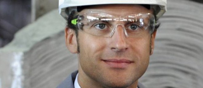 Emmanuel Macron a l'usine d'aluminium Trimet de Saint-Jean-de-Maurienne, le 6 septembre 2014.