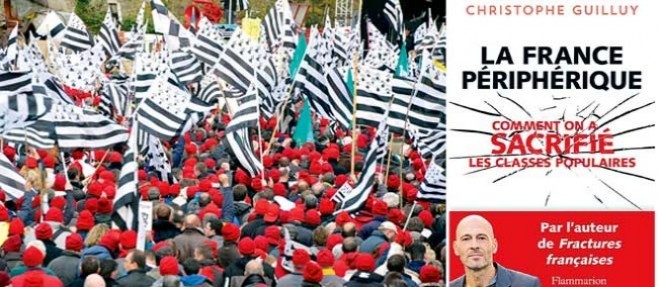 Les "bonnets rouges" manifestent a Carhaix, en 2013.