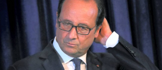 En plus des confidences de son ex-compagne, Hollande paye le spectacle des dechirements de la gauche et le nouveau derapage du deficit public.